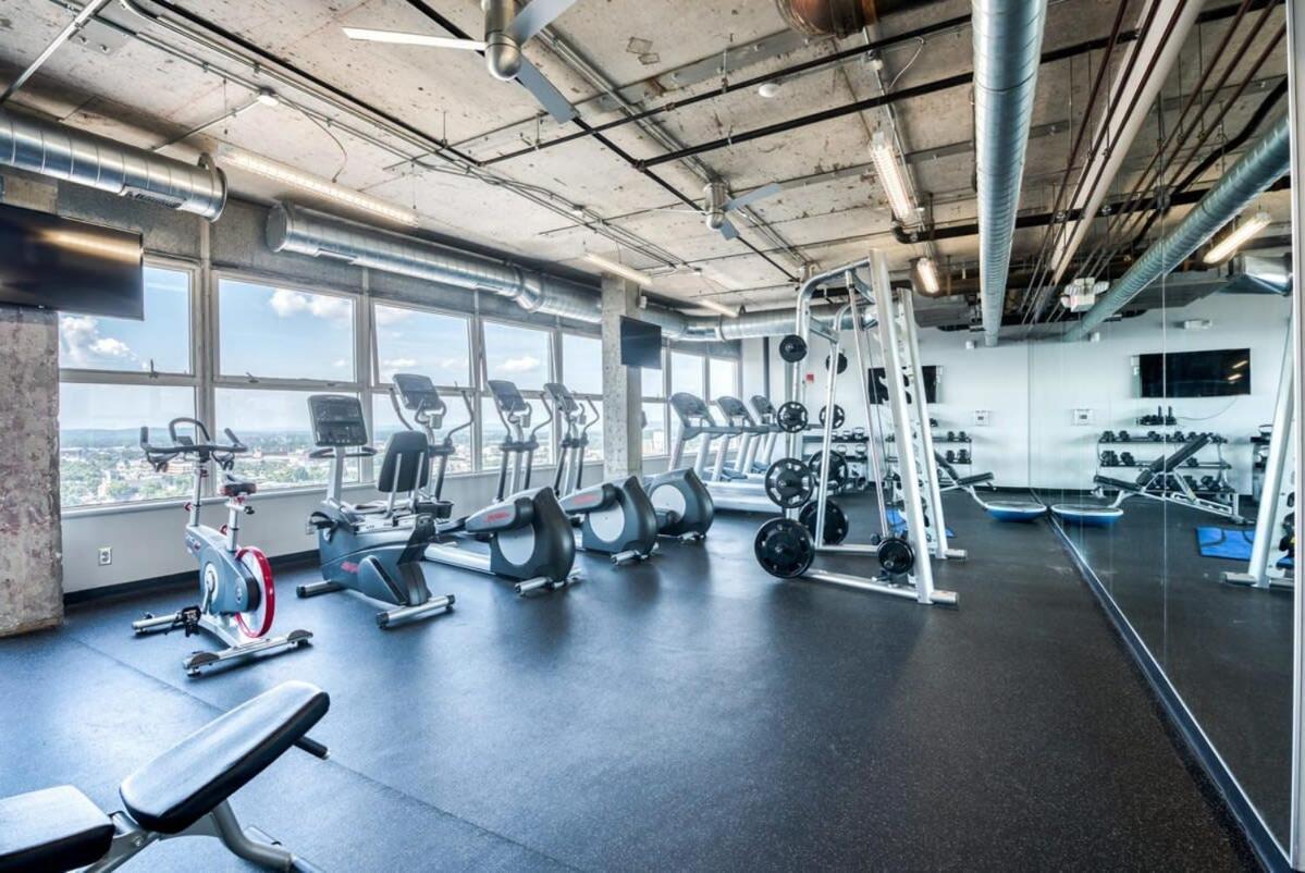 Cozysuites 800 Tower 2Br With Gym! 26 ルイスビル エクステリア 写真
